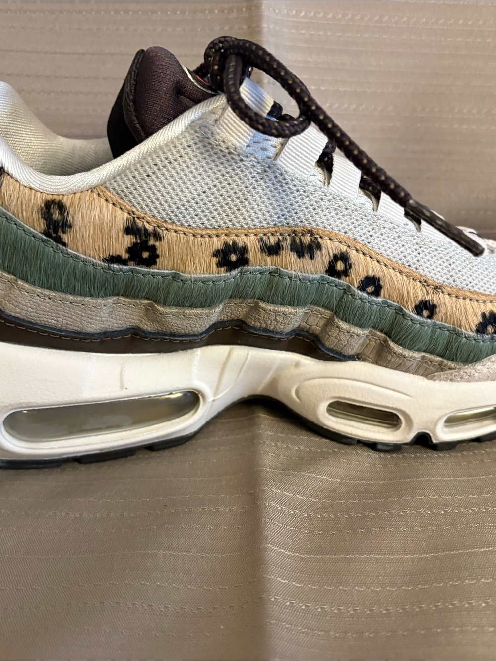 Nike Women’s Air Max 95 Sunflower and Leopard - Picture 7 of 10